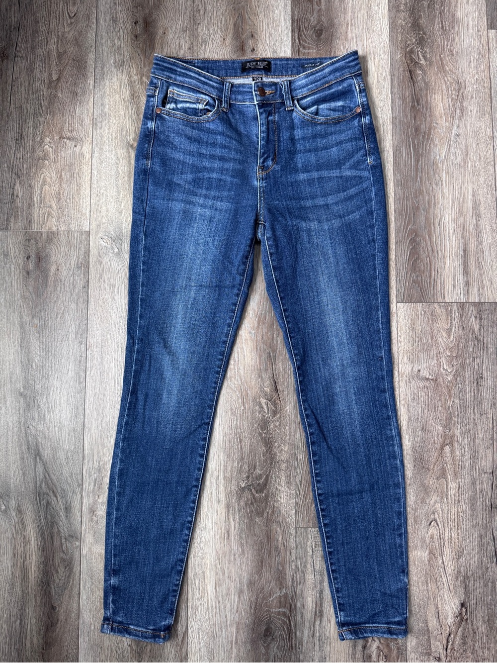 Judy Blue Breckenridge Mid Rise Skinny Jeans 7 28 Medium Dark Wash JB82252